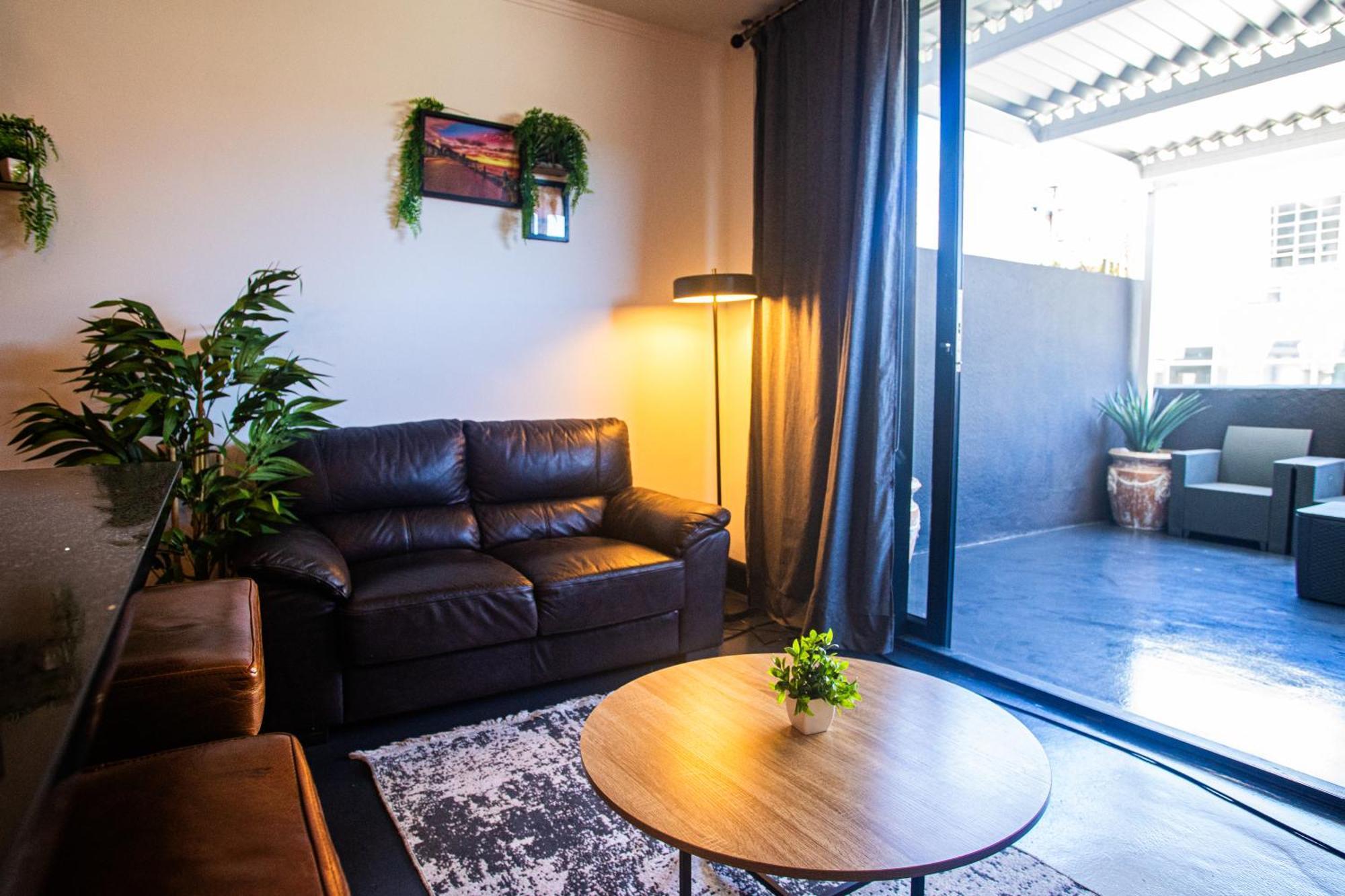 Four Seasons - Stunning In The Heart Of Town! * Kapstadt