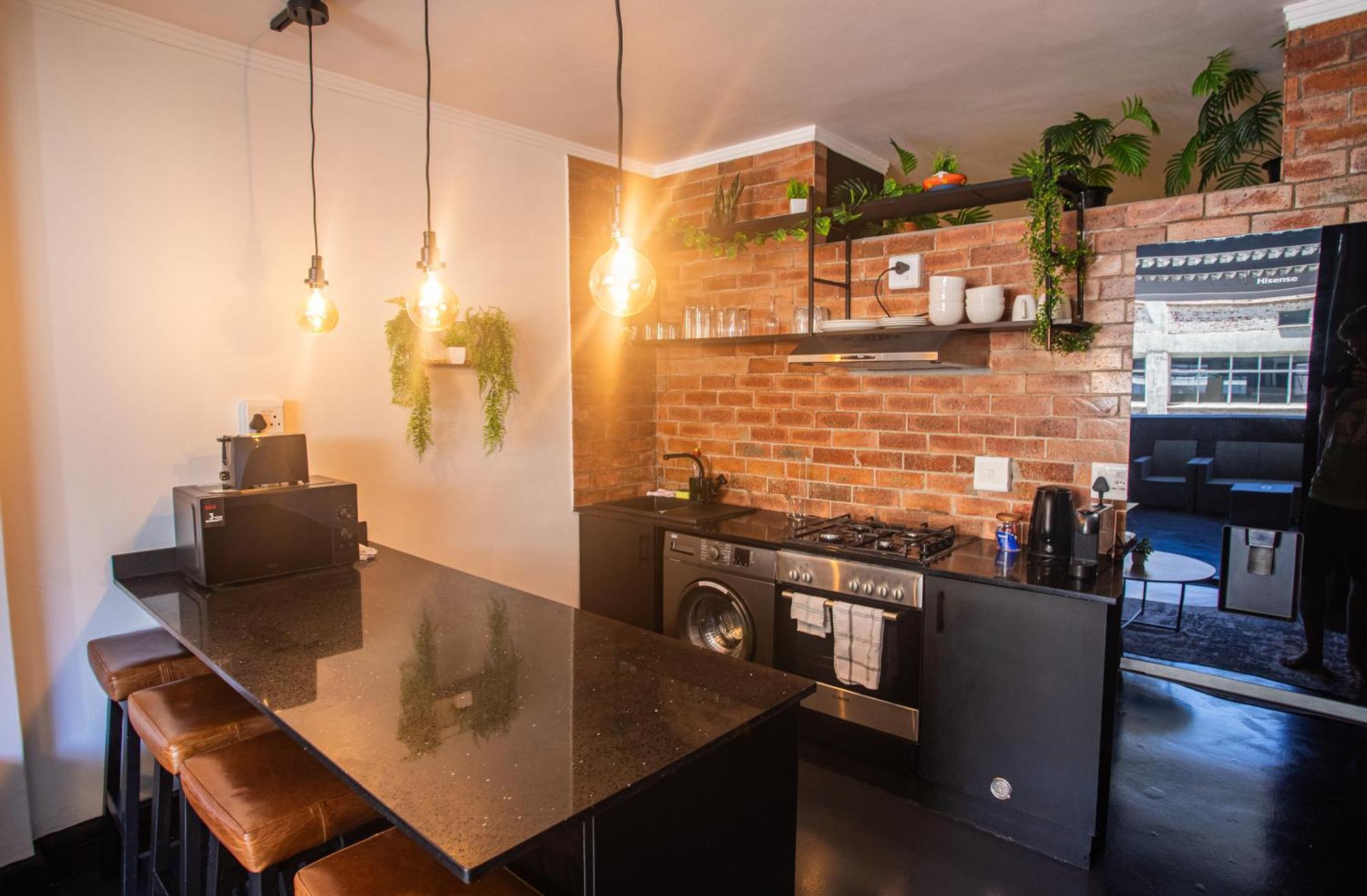 Four Seasons - Stunning In The Heart Of Town! Apartment Kapstadt